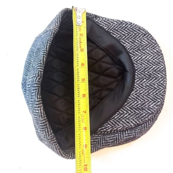 Dorfman Pacific Black & Gray Men's Classic Herringbone Ivy Cap - Picture 6 of 10